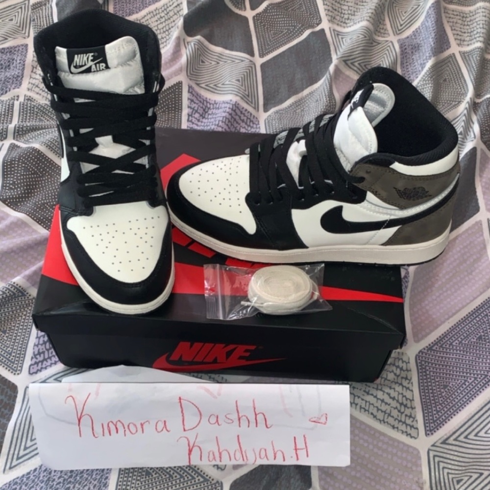 Jordan 1 Retro High Dark Mocha